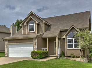 2336 NE Springbrook St, Blue Springs, MO 64014