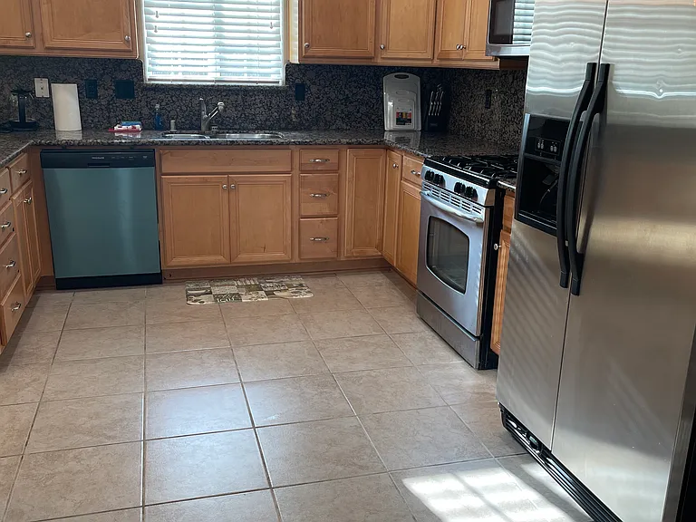 850B Shearer St — Photo 21