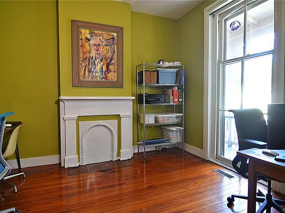 4th image of 513 Saint James St