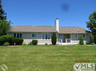11261 Hill Rd, Goodrich, MI 48438