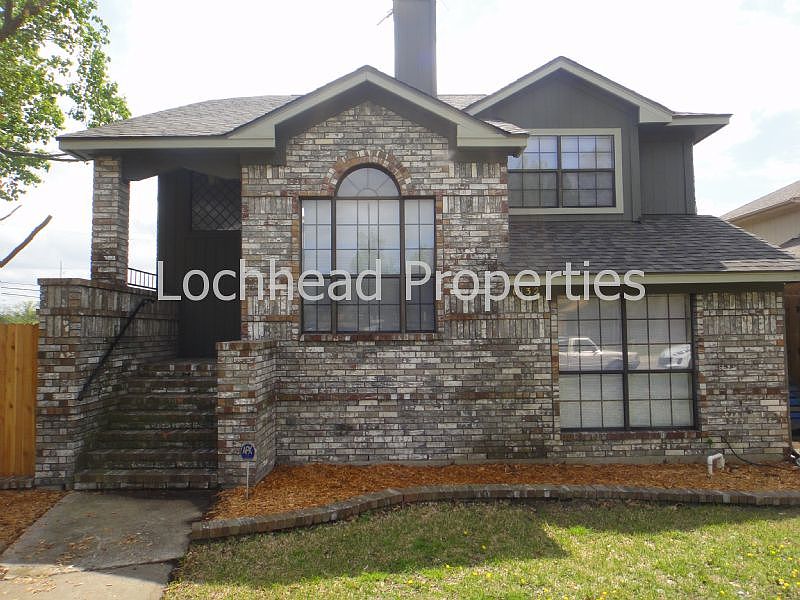 1st image of 6132 Los Robles Ln