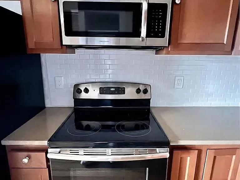 850 Grand Ave #104B — Photo 9
