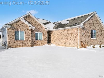 1462 Woodlake Ln, Grand Blanc, MI, 48439