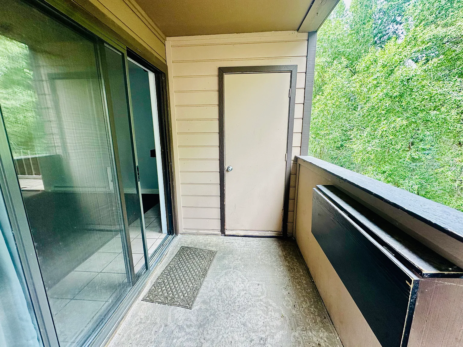 1050 W Beaver Creek Blvd — Photo 3