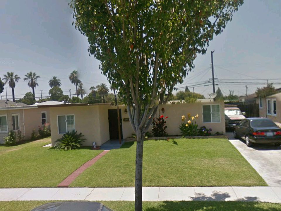 2nd image of 8235 Eglise Ave