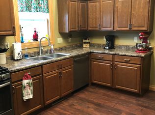 285 S Front St, Macon, IL 62544