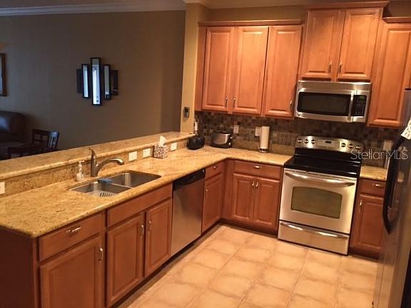 4th image of 2111 Barracuda Ct