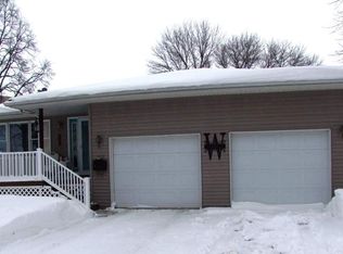 113 Division St, Alta, IA 51002