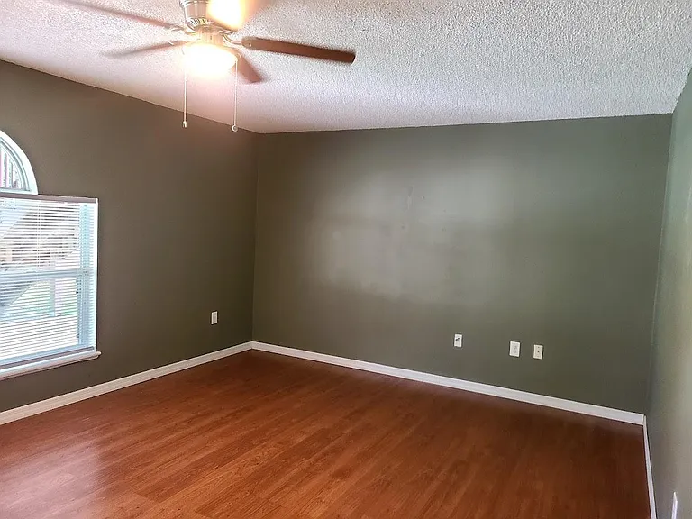 4126 Iveyglen Ave — Photo 5