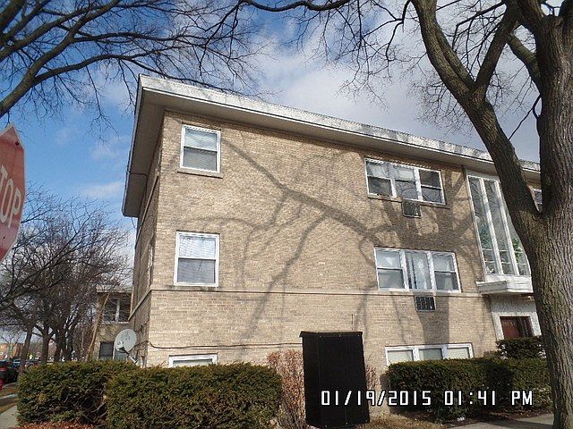 1st image of 4750 W Glenlake Ave #2E