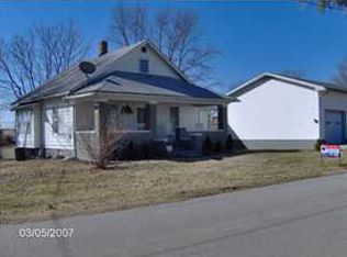 1286 E Fredonia Rd, Oakland City, IN 47660