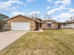 4927 W 89th Pl, Crown Point, IN 46307