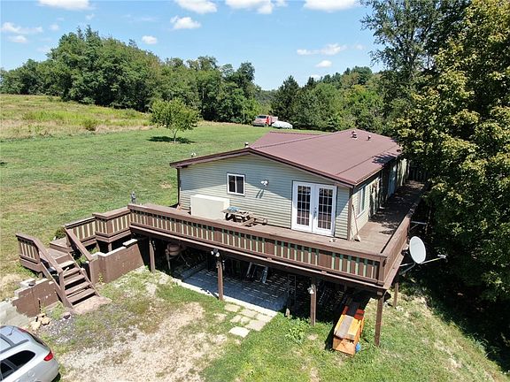 2nd image of 1041 Barr Run Rd