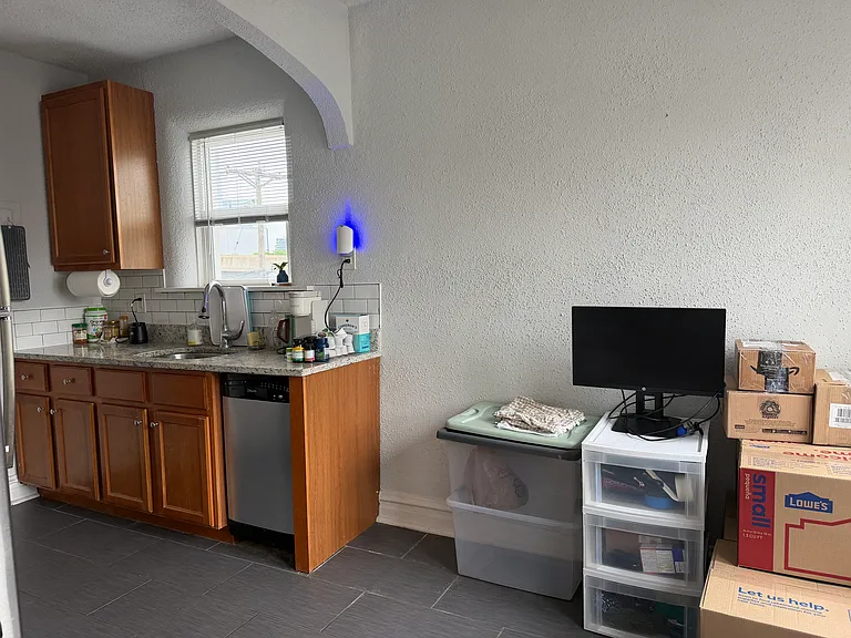 7355 Lindell Blvd #202 — Photo 10