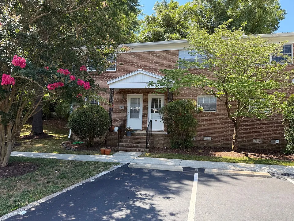 506 N Greensboro St #23