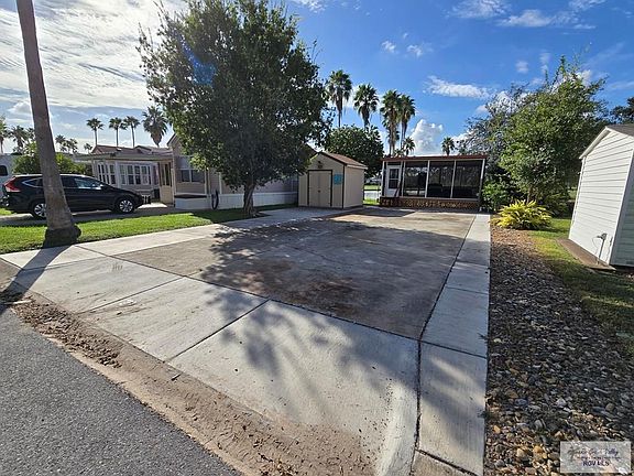 2nd image of 21 Colorado River Dr
