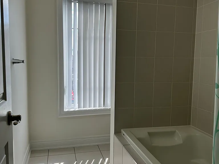 9 Lyle Way — Photo 14