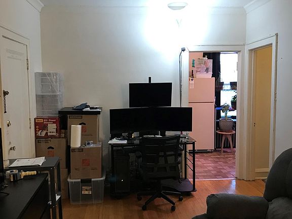 2nd image of 3046 N Laramie Ave APT 2B