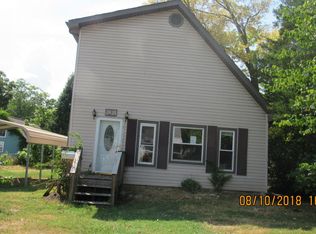 1873 N Lyon Ave, Springfield, MO 65803