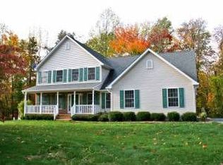 483 Carefree Ln, Boyce, VA