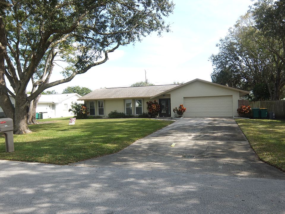 2nd image of 120 Bry Lynn Dr