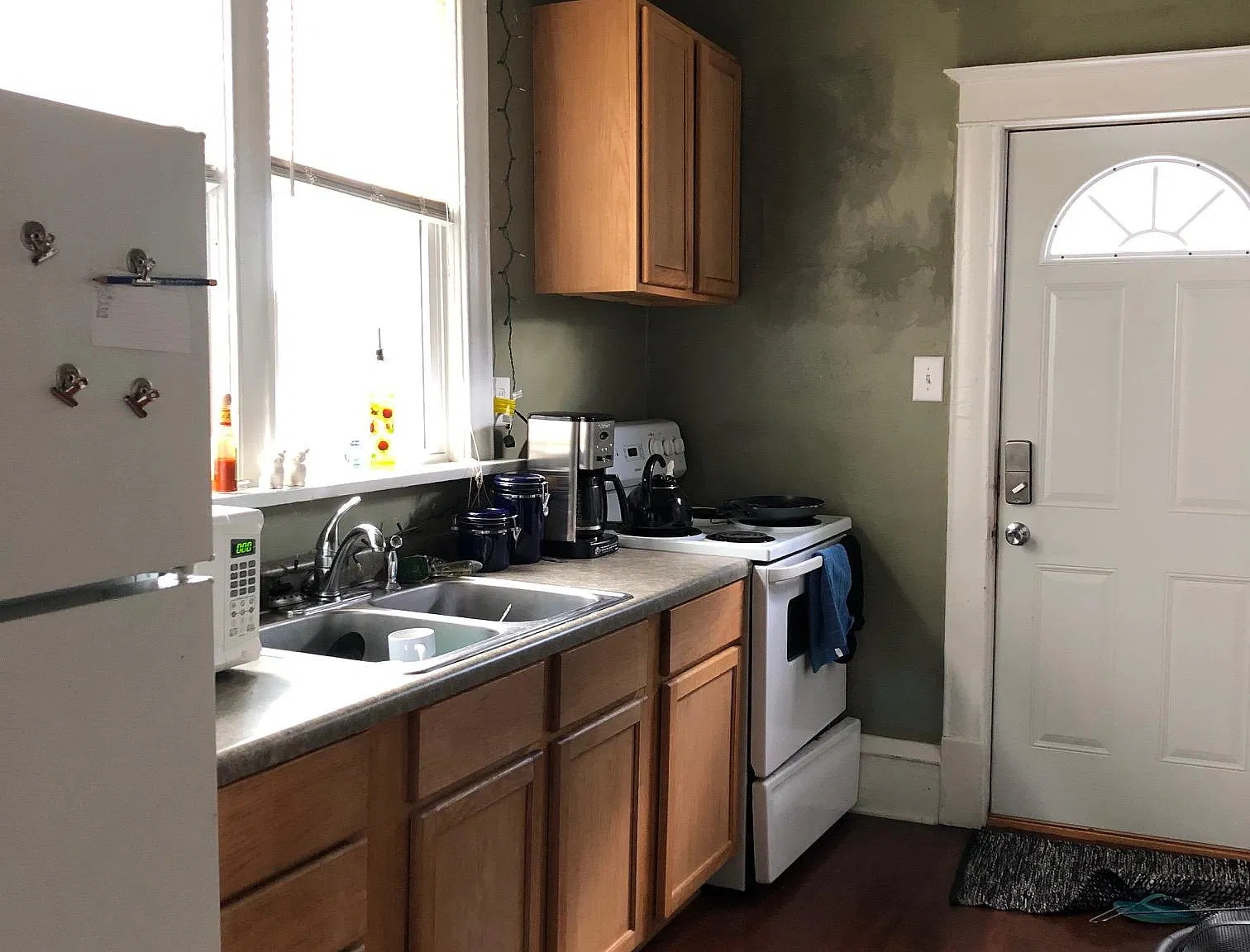 2 bed, 1200 sqft, $800 — Photo 3