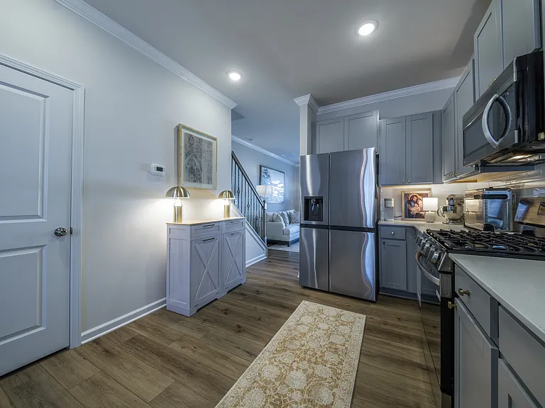 3160 N Hills Dr — Photo 21