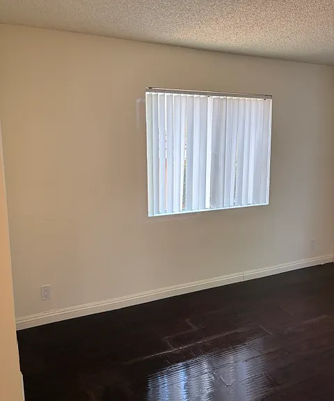 9129 Tobias Ave #212 — Photo 4