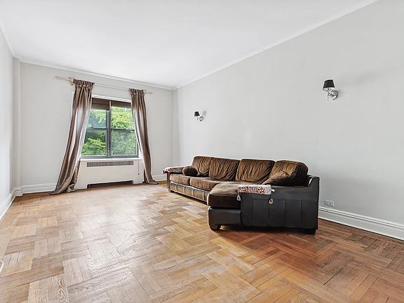 2nd image of 675 Walton Ave APT 6O