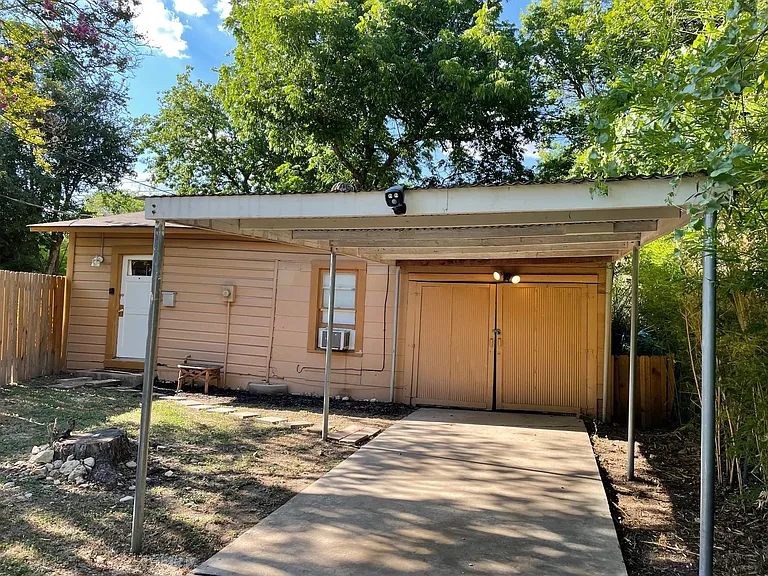 1023 W French Pl #A — Photo 12