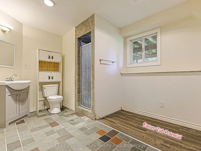 7 Robmar St — Photo 27