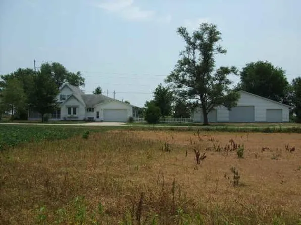 602 W Front St, Gilman, IL 60938