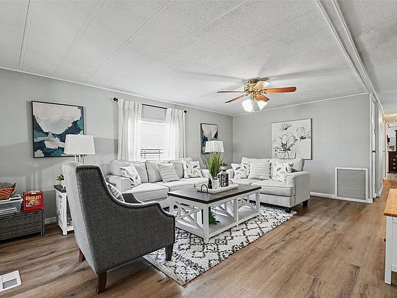 5th image of 3902 Julie Dr