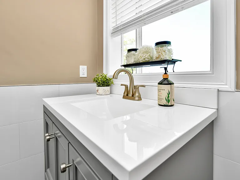 10 Pierce Ave #2 — Photo 13