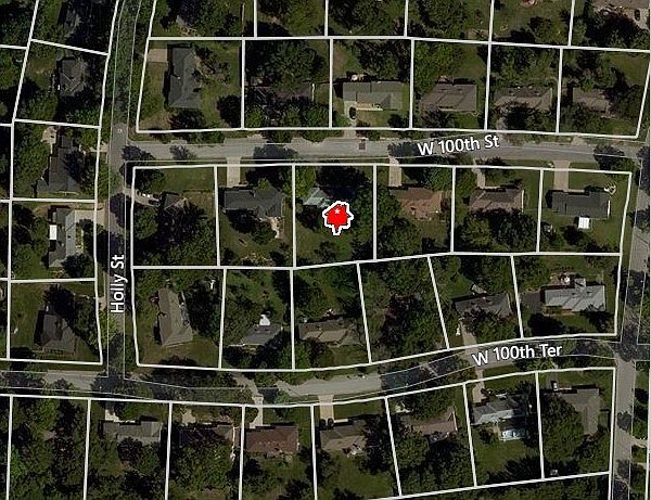 1st image of 1101 W 100th St