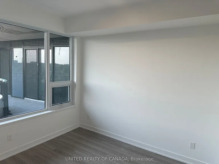8188 Yonge St #827 — Photo 14