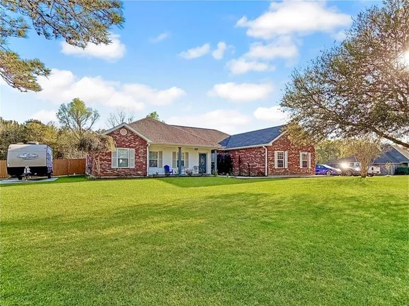 545 Delia Dr, Leesville, LA 71446