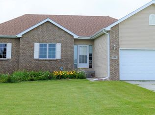 8301 Carlson Ct, Firth, NE 68358