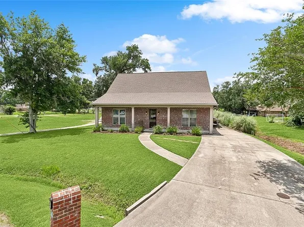 241 Albania Dr, Luling, LA 70070