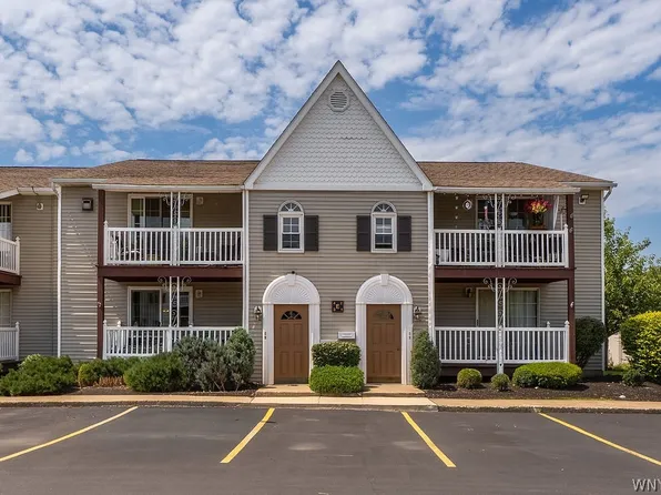 400 West Ave Unit E3, West Seneca, NY 14224