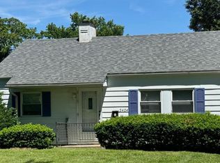 2404 S Whittier Ave, Springfield, IL 62704