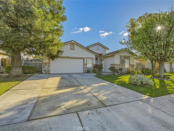 4th image of 1818 Lake Ridge St