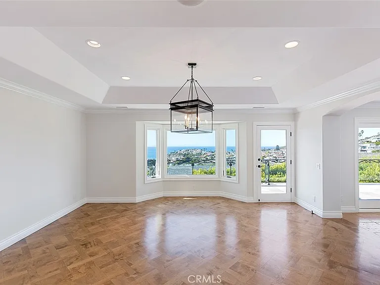 517 Emerald Bay — Photo 16