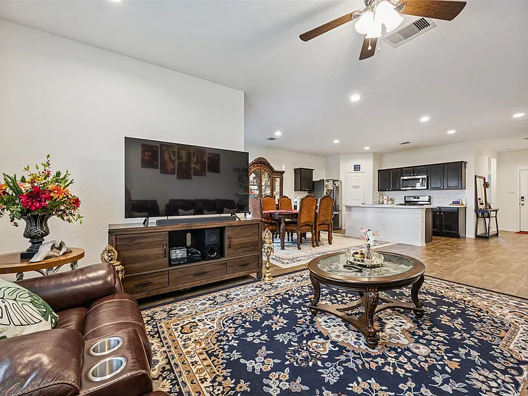 5102 Hedgerose Ln — Photo 12