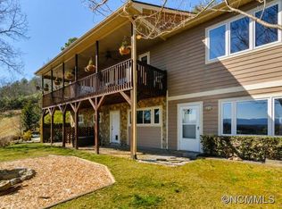 122 Big Rock Rd, Mills River, NC 28759