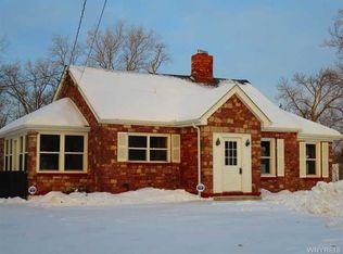 316 Union Rd, West Seneca, NY 14224