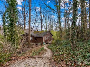 66 Hemlock St, Arden, NC 28704