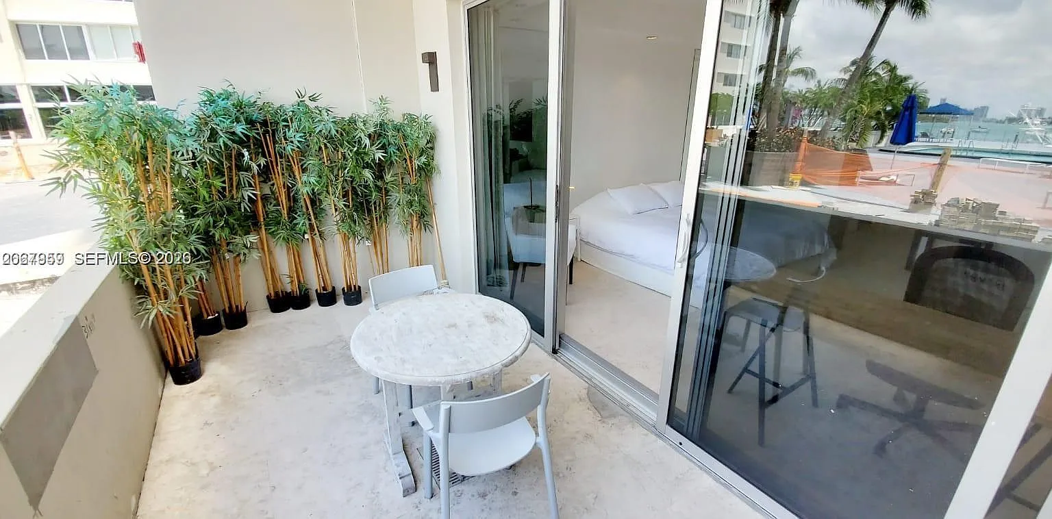 Mirador 1200 Condo — Photo 3