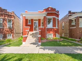 2215 Highland Ave, Berwyn, IL 60402