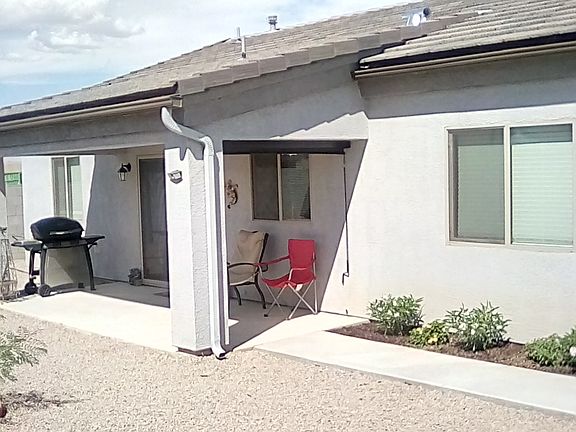 4th image of 4821 N Famoso Dr
